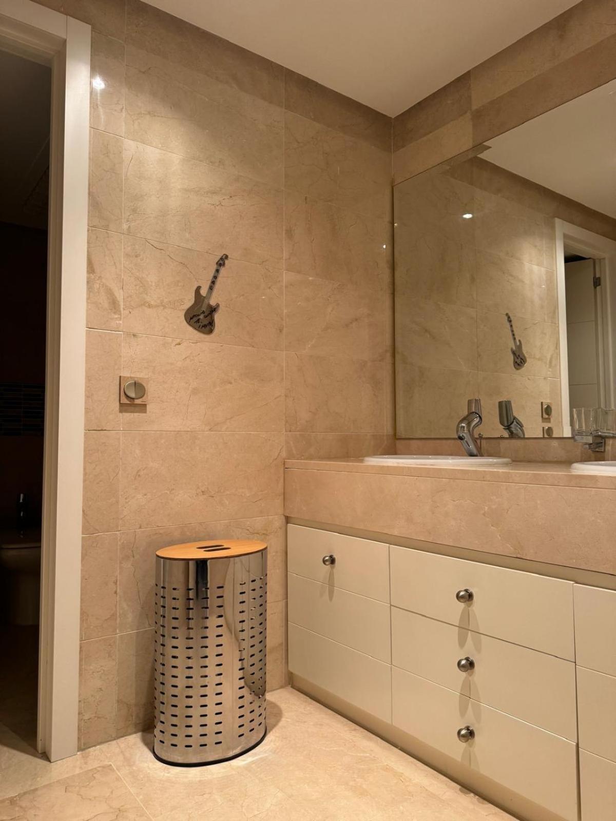 Piso Exclusivo Con Vista Al Mar Marbella